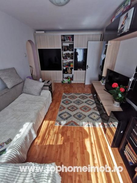 Apartament 3 camere- Dristor- Baba Novac-adiacent